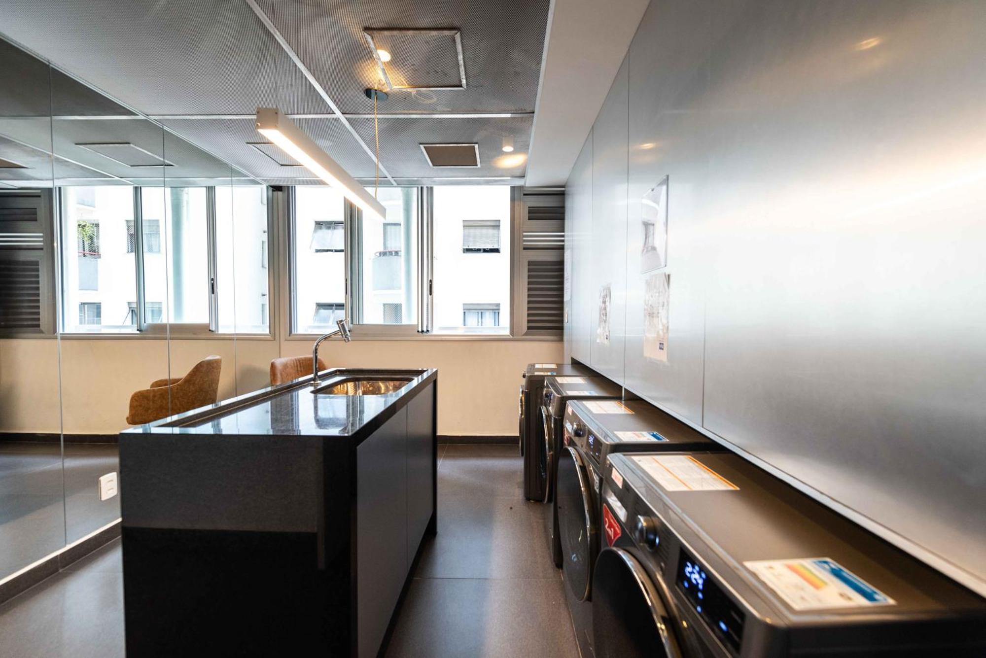 Apartamento Fr2 | Novo Bhaus Shopping Frei Caneca | Bela Vista São Paulo